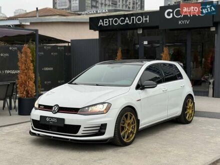 Белый Фольксваген Гольф ГТИ, объемом двигателя 1.98 л и пробегом 42 тыс. км за 17900 $, фото 1 на Automoto.ua