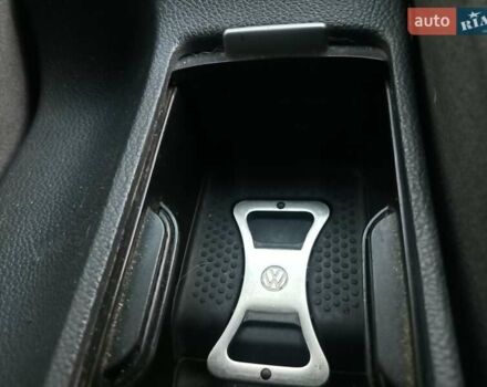 Черный Фольксваген Гольф ГТИ, объемом двигателя 2 л и пробегом 223 тыс. км за 9299 $, фото 32 на Automoto.ua