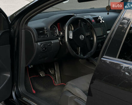 Черный Фольксваген Гольф ГТИ, объемом двигателя 2 л и пробегом 280 тыс. км за 7199 $, фото 13 на Automoto.ua