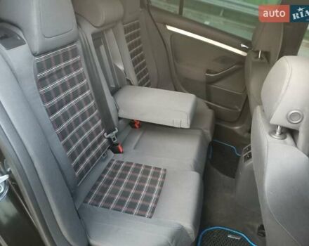 Черный Фольксваген Гольф ГТИ, объемом двигателя 2 л и пробегом 223 тыс. км за 9299 $, фото 12 на Automoto.ua