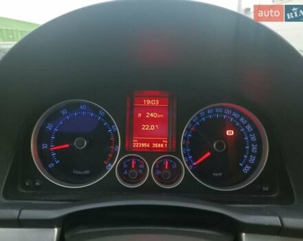 Черный Фольксваген Гольф ГТИ, объемом двигателя 2 л и пробегом 223 тыс. км за 9299 $, фото 13 на Automoto.ua