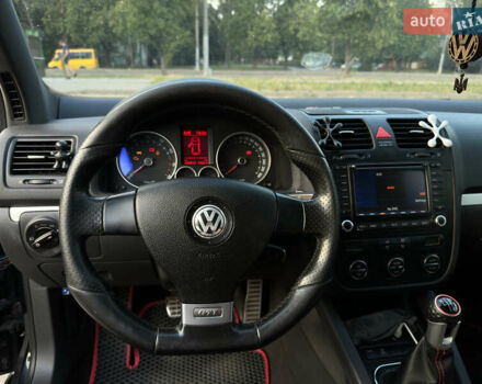 Черный Фольксваген Гольф ГТИ, объемом двигателя 2 л и пробегом 280 тыс. км за 7199 $, фото 16 на Automoto.ua