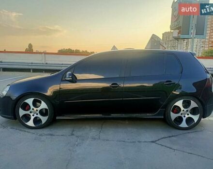 Черный Фольксваген Гольф ГТИ, объемом двигателя 2 л и пробегом 223 тыс. км за 9299 $, фото 2 на Automoto.ua