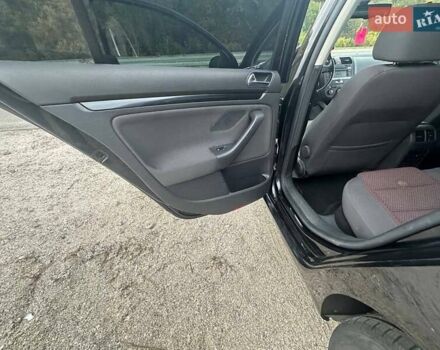 Фольксваген Гольф ГТИ 2006 в Днепре (Днепропетровске) на Automoto.ua Черный Фольксваген Гольф ГТИ, объемом двигателя 1.4 л и пробегом 204 тыс. км за 6400 $, фото 18 на Automoto.ua