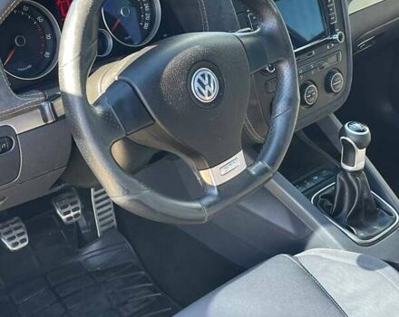 Черный Фольксваген Гольф ГТИ, объемом двигателя 2 л и пробегом 228 тыс. км за 5700 $, фото 12 на Automoto.ua