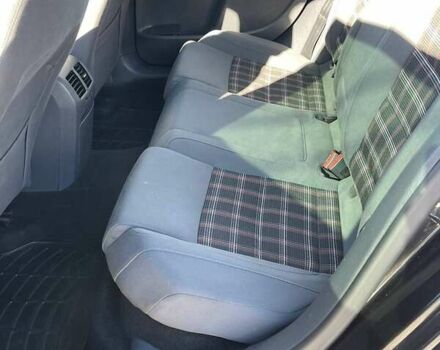 Черный Фольксваген Гольф ГТИ, объемом двигателя 2 л и пробегом 228 тыс. км за 5700 $, фото 14 на Automoto.ua