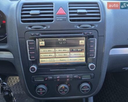 Чорний Фольксваген Гольф ГТІ, об'ємом двигуна 2 л та пробігом 163 тис. км за 12000 $, фото 51 на Automoto.ua