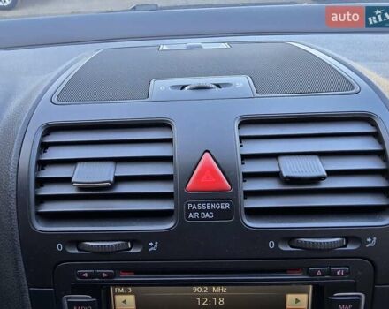 Чорний Фольксваген Гольф ГТІ, об'ємом двигуна 2 л та пробігом 163 тис. км за 12000 $, фото 55 на Automoto.ua