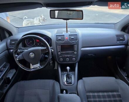 Чорний Фольксваген Гольф ГТІ, об'ємом двигуна 2 л та пробігом 163 тис. км за 12000 $, фото 44 на Automoto.ua