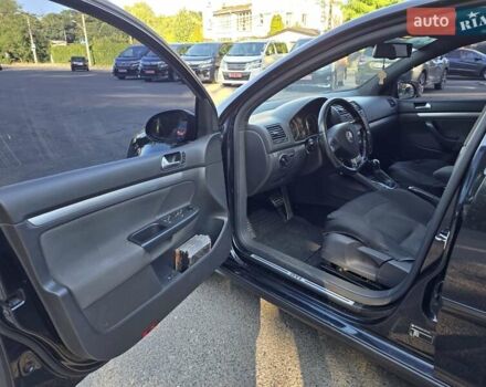 Чорний Фольксваген Гольф ГТІ, об'ємом двигуна 2 л та пробігом 163 тис. км за 12000 $, фото 36 на Automoto.ua