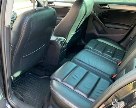 Черный Фольксваген Гольф ГТИ, объемом двигателя 1.4 л и пробегом 222 тыс. км за 9700 $, фото 25 на Automoto.ua