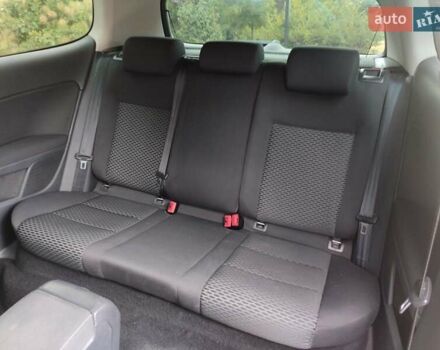 Черный Фольксваген Гольф ГТИ, объемом двигателя 1.6 л и пробегом 191 тыс. км за 7000 $, фото 5 на Automoto.ua