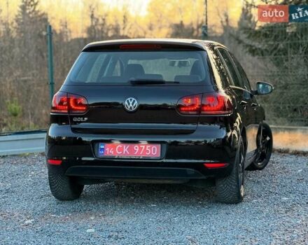 Черный Фольксваген Гольф ГТИ, объемом двигателя 1.4 л и пробегом 180 тыс. км за 7690 $, фото 42 на Automoto.ua