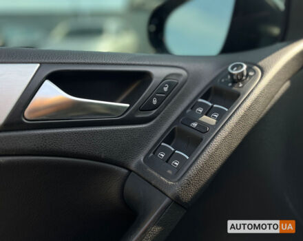 Черный Фольксваген Гольф ГТИ, объемом двигателя 2 л и пробегом 154 тыс. км за 12300 $, фото 11 на Automoto.ua