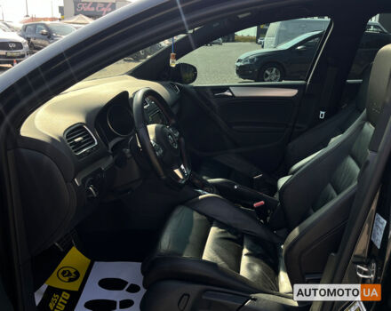 Черный Фольксваген Гольф ГТИ, объемом двигателя 2 л и пробегом 154 тыс. км за 12300 $, фото 10 на Automoto.ua