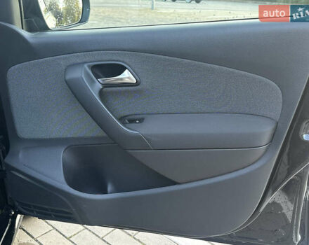 Черный Фольксваген Гольф ГТИ, объемом двигателя 1.4 л и пробегом 220 тыс. км за 9990 $, фото 13 на Automoto.ua