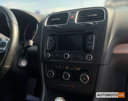 Черный Фольксваген Гольф ГТИ, объемом двигателя 2 л и пробегом 154 тыс. км за 12300 $, фото 21 на Automoto.ua