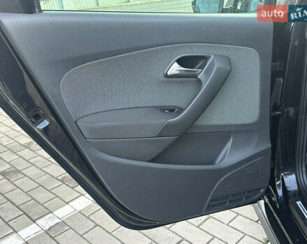 Черный Фольксваген Гольф ГТИ, объемом двигателя 1.4 л и пробегом 220 тыс. км за 9990 $, фото 11 на Automoto.ua