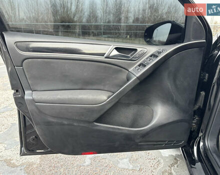 Чорний Фольксваген Гольф ГТІ, об'ємом двигуна 2 л та пробігом 241 тис. км за 9500 $, фото 16 на Automoto.ua