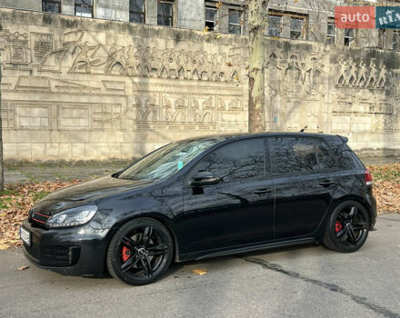 Черный Фольксваген Гольф ГТИ, объемом двигателя 1.98 л и пробегом 207 тыс. км за 10000 $, фото 1 на Automoto.ua