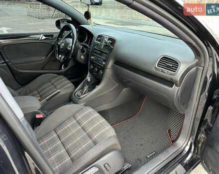 Чорний Фольксваген Гольф ГТІ, об'ємом двигуна 2 л та пробігом 241 тис. км за 9500 $, фото 24 на Automoto.ua