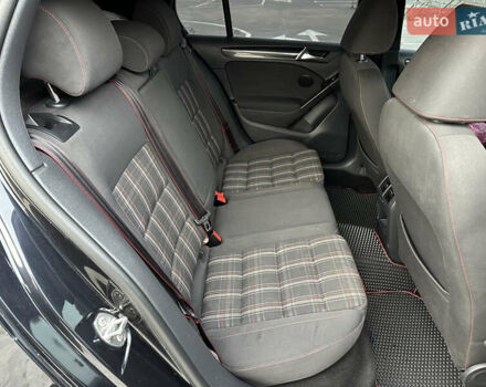 Чорний Фольксваген Гольф ГТІ, об'ємом двигуна 2 л та пробігом 241 тис. км за 9500 $, фото 23 на Automoto.ua