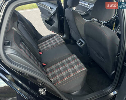 Фольксваген Гольф ГТИ 2014 в Прилуках на Automoto.ua Черный Фольксваген Гольф ГТИ, объемом двигателя 1.98 л и пробегом 159 тыс. км за 12499 $, фото 51 на Automoto.ua