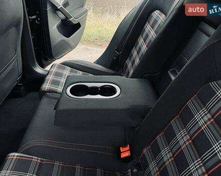 Черный Фольксваген Гольф ГТИ, объемом двигателя 1.98 л и пробегом 161 тыс. км за 11250 $, фото 51 на Automoto.ua