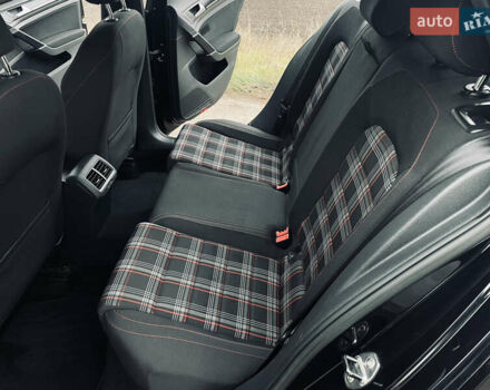 Черный Фольксваген Гольф ГТИ, объемом двигателя 1.98 л и пробегом 161 тыс. км за 11250 $, фото 49 на Automoto.ua