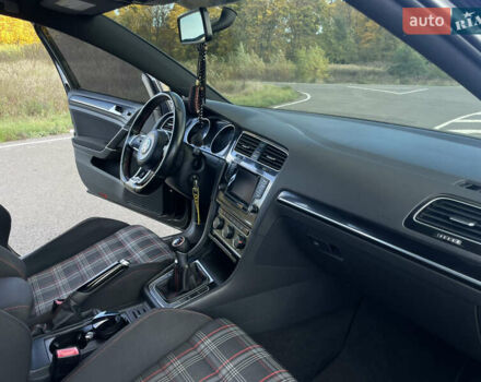 Фольксваген Гольф ГТИ 2014 в Прилуках на Automoto.ua Черный Фольксваген Гольф ГТИ, объемом двигателя 1.98 л и пробегом 159 тыс. км за 12499 $, фото 48 на Automoto.ua