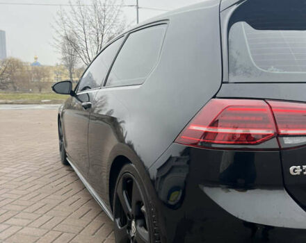 Черный Фольксваген Гольф ГТИ, объемом двигателя 1.98 л и пробегом 117 тыс. км за 14500 $, фото 7 на Automoto.ua