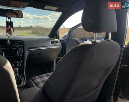 Фольксваген Гольф ГТИ 2014 в Прилуках на Automoto.ua Черный Фольксваген Гольф ГТИ, объемом двигателя 1.98 л и пробегом 159 тыс. км за 12499 $, фото 46 на Automoto.ua