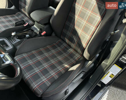 Фольксваген Гольф ГТИ 2014 в Прилуках на Automoto.ua Черный Фольксваген Гольф ГТИ, объемом двигателя 1.98 л и пробегом 159 тыс. км за 12499 $, фото 43 на Automoto.ua