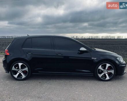 Черный Фольксваген Гольф ГТИ, объемом двигателя 1.98 л и пробегом 161 тыс. км за 11250 $, фото 8 на Automoto.ua