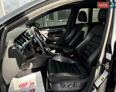 Черный Фольксваген Гольф ГТИ, объемом двигателя 1.98 л и пробегом 149 тыс. км за 14200 $, фото 16 на Automoto.ua