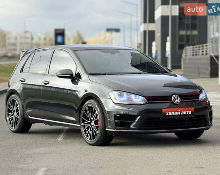 Черный Фольксваген Гольф ГТИ, объемом двигателя 1.98 л и пробегом 149 тыс. км за 14200 $, фото 2 на Automoto.ua