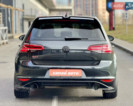 Черный Фольксваген Гольф ГТИ, объемом двигателя 1.98 л и пробегом 149 тыс. км за 14200 $, фото 5 на Automoto.ua
