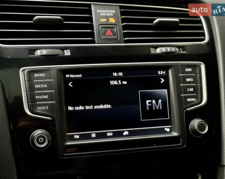 Черный Фольксваген Гольф ГТИ, объемом двигателя 1.98 л и пробегом 149 тыс. км за 14200 $, фото 12 на Automoto.ua