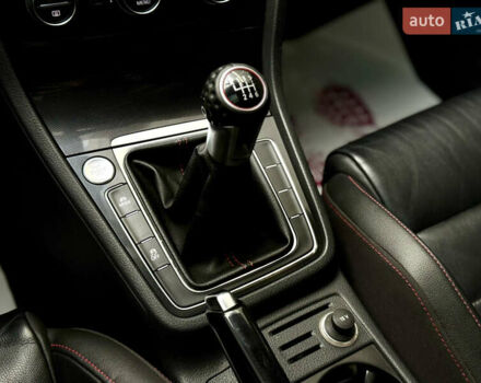 Черный Фольксваген Гольф ГТИ, объемом двигателя 1.98 л и пробегом 149 тыс. км за 14200 $, фото 10 на Automoto.ua