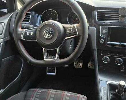 Черный Фольксваген Гольф ГТИ, объемом двигателя 1.98 л и пробегом 136 тыс. км за 13000 $, фото 13 на Automoto.ua