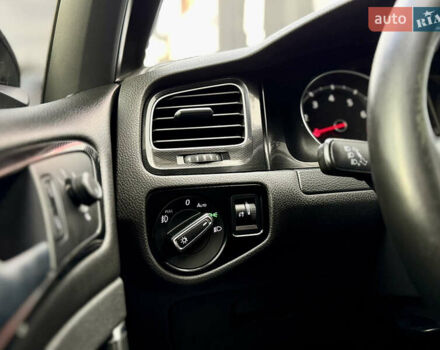 Черный Фольксваген Гольф ГТИ, объемом двигателя 1.98 л и пробегом 149 тыс. км за 14200 $, фото 13 на Automoto.ua