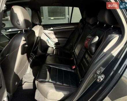 Черный Фольксваген Гольф ГТИ, объемом двигателя 1.98 л и пробегом 149 тыс. км за 14200 $, фото 17 на Automoto.ua