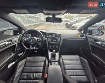 Черный Фольксваген Гольф ГТИ, объемом двигателя 2 л и пробегом 163 тыс. км за 12700 $, фото 19 на Automoto.ua