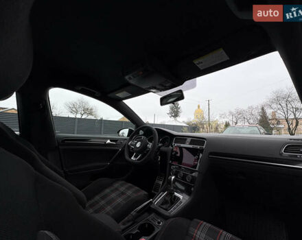 Черный Фольксваген Гольф ГТИ, объемом двигателя 1.98 л и пробегом 176 тыс. км за 18500 $, фото 30 на Automoto.ua