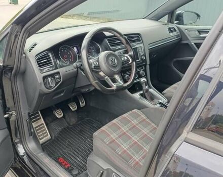 Черный Фольксваген Гольф ГТИ, объемом двигателя 1.98 л и пробегом 95 тыс. км за 12800 $, фото 6 на Automoto.ua