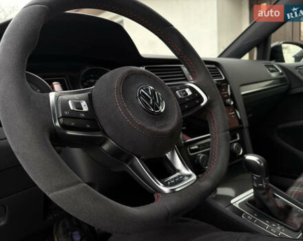 Черный Фольксваген Гольф ГТИ, объемом двигателя 1.98 л и пробегом 176 тыс. км за 18500 $, фото 25 на Automoto.ua