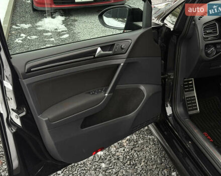 Черный Фольксваген Гольф ГТИ, объемом двигателя 1.98 л и пробегом 176 тыс. км за 18500 $, фото 22 на Automoto.ua