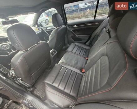 Черный Фольксваген Гольф ГТИ, объемом двигателя 2 л и пробегом 163 тыс. км за 12700 $, фото 14 на Automoto.ua