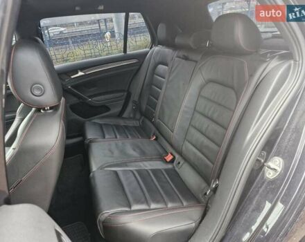 Черный Фольксваген Гольф ГТИ, объемом двигателя 2 л и пробегом 163 тыс. км за 12700 $, фото 13 на Automoto.ua