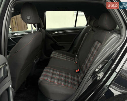 Черный Фольксваген Гольф ГТИ, объемом двигателя 1.98 л и пробегом 176 тыс. км за 18500 $, фото 19 на Automoto.ua